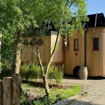 別荘 For 2 People *